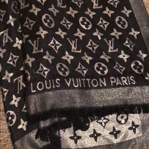 Louis Vuitton Monogram Shawl
